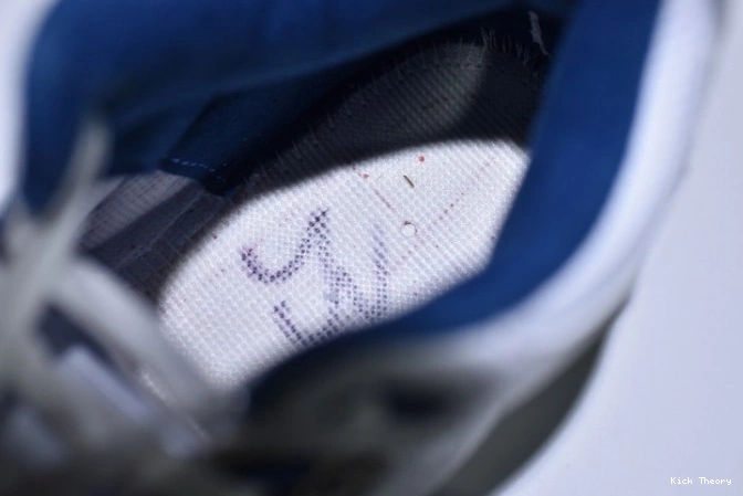 Kicktheory 3 Nike Look Jordan First Blue Air 854262-106 True Air Retro 0821